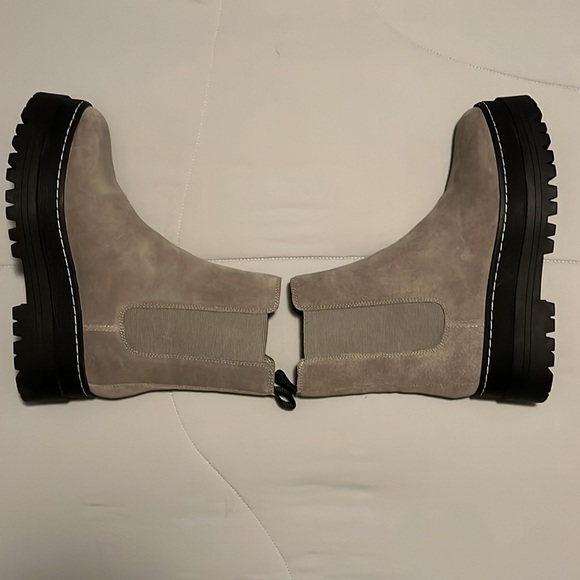 Marc Fisher LTD ‘Pauline’ Chelsea Boots - Picture 9 of 13